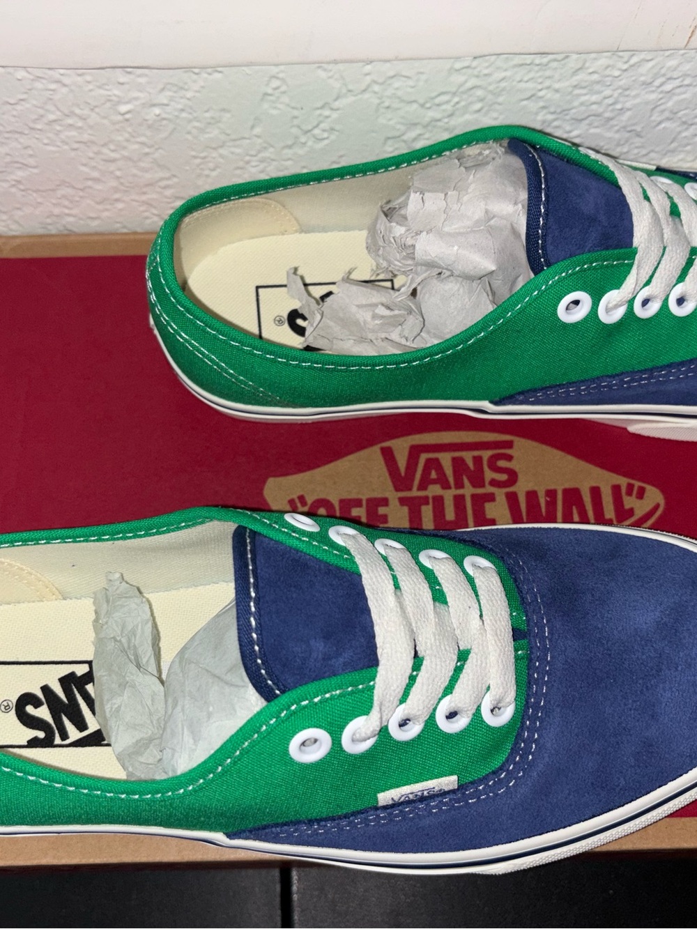 Vans Authentic Multiple Sizes - Picture 10 of 14